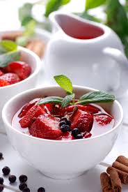 Soupe De Fruits Rouges Recette Soupe De Fruits Soupe De Fruits Rouges Desserts Aux Fruits