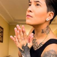 90+ perfiles de «Debora Cortes»