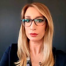 Scarlett Henderson's Instagram, Twitter & Facebook