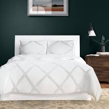 Bring a stylish touch of pattern and texture to your bedroom decor with the sophisticated chenille lattice comforter set from peri home. Shameka Chenille Lattice Comforter Set Reviews Joss Main