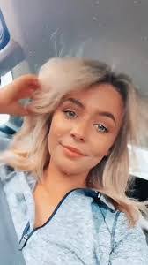 Rebecca Fogle's Instagram, Twitter & Facebook