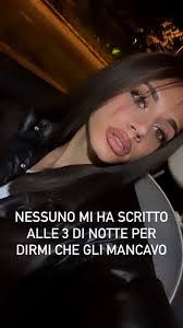 Lisa Picco's Instagram, Twitter & Facebook