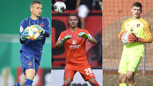 Finde alle brands, die du liebst online im shop. Drei Keeper Fallen Lange Aus Engpass Im Club Tor Kicker