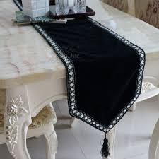 Amazon Com Table Runner For Diamond Modern Simple Fashion Black Table Flag Tea Table Runner Table Cloth Decorations Table Cloth Table Runner And Placemats