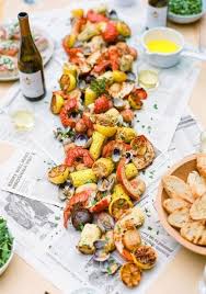 17 Trendy Wedding Reception Backyard Bbq Food Ideas Seafood Boil Recipes Boiled Food Dinner Party Summer