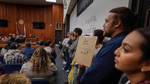 span/>Seasoned defender for Marathon bombing suspect