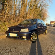 Image result for Bleu Topaze 1995 Renault