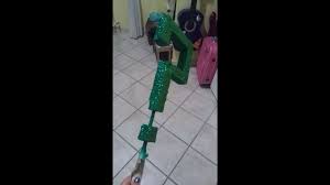 It comes in two easy to put together parts, it also has a insert piece on the base to insert into the hole of a 20mm pvc pipe for a cosplay prop. Diy Riddler Cane Bastone Dell Enigmista Batman Arkham City Youtube