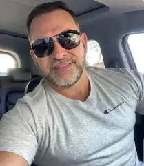 Está a 4 kilómetro de ti. 👤(1) 𝙏𝙚 𝙚𝙣𝙫𝙞ó 𝙪𝙣𝙖 𝙨𝙤𝙡𝙞𝙘𝙞𝙩𝙪𝙙  𝙙𝙚 𝙖𝙢𝙞𝙨𝙩𝙖𝙙 Hola🟢🔴 Te sigue.