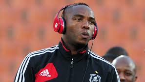 Jenny mccarthy's source of wealth comes from being a tv show host. Benni Mccarthy Net Worth Height Weight Age Bio