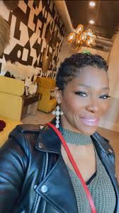 Essentials Art Hair Gallery