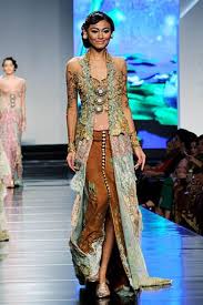  Pakain Orang Jawa Kuno Penelusuran Google Batik Fashion Modern Hijab Fashion Jakarta Fashion Week
