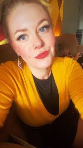 Margo Clark's Instagram, Twitter & Facebook