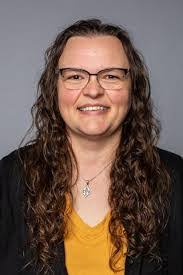 Megan Merrill's Instagram, Twitter & Facebook