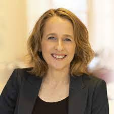 Annalee Powell's Instagram, Twitter & Facebook