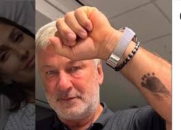 Istri Aktor Alec Baldwin Melahirkan Anak ke-7