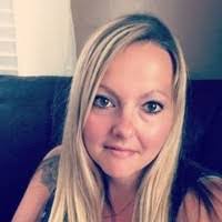 Amber Mckeown's Instagram, Twitter & Facebook