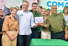 Hoje damos mais um passo importante na nossa trajetória política. 🙏🏻 A convite do ex-governador Reinaldo Azambuja, estamos de volta ao PL, fortalecendo um projeto alinhado a valores mais à direita, que