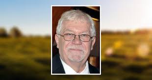 Scott Dumont's Instagram, Twitter & Facebook