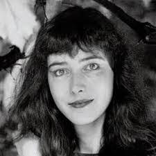 Linda Griffiths's Instagram, Twitter & Facebook