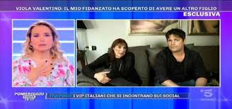 Viola valentino comprami (dal programma. Viola Valentino Signoretti Il Duetto Con Riccardo Fogli Lui Non Ha Detto No
