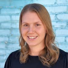 Karen Berggren's Instagram, Twitter & Facebook