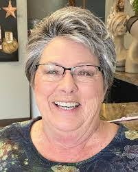 Diane Riedl's Instagram, Twitter & Facebook