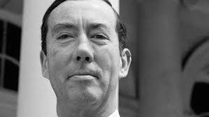 Walter Curley, Venture Capitalist and U.S. Ambassador, Dies at 93