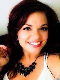 Danielle Marcinek's Instagram, Twitter & Facebook