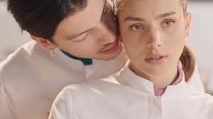 Maya va-t-elle quitter Malik pour Gaspard dans Ici tout commence ? "Elle va  tomber sous son charme !"