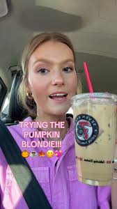 New fall drink taste test!!! Today is the sugar free pumpkin blondie with  almond milk from 7brew!!! 🎃🍁☕️😋💖 #tastetest #falldrinks #7brew  #pumpkinseason #pumpkincoffee #lowcaloriedrink #fyp