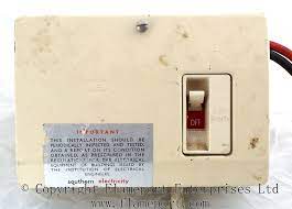 Originally released in 1997, the final version, 5.5.2, was released in may 2012. Mem 4 Way Metal Fuse Box
