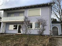 Mietwohnung in pfarrkrichen, zentrale lage im ortzentrum, nahversorger in unmittelbarer nähe, erstbezug, gute raumaufteilung, wohnessbereich, 1 schlafzimmer, 1 kinderzimmer, bad mit wc, vorraum erdgeschosswohnung öffentliche parkplätze vor dem haus angaben gemäß gesetzlichem erfordernis: Haus Kaufen In Pfarrkirchen Niederbay Bei Immowelt At