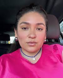 Diana Falcon's Instagram, Twitter & Facebook