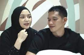 Rezky aditya pamer sederet foto bareng baby athar, fakta mencengangkan ini dibongkar citra rezky aditya iseng jodohkan sang putra dengan anak rekan artis lain, dapat balasan tak. Sampai Harus Opname Citra Kirana Alami Demam Tinggi Hingga 40 Derajat Matamata Com