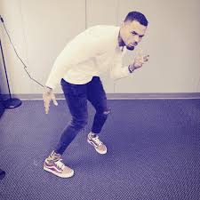 Chris Brown On Instagram Leilaandstitch Vans Chris Brown Outfits Chris Brown Style Chris Brown