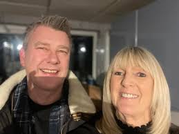 Please could someone get rid of the shadows