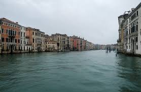 Venice Canals Clear Canals As Italians Sit In Quarantine The Jerusalem Post