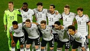 Depois de anunciar que continuará defendendo as cores da seleção alemã, kroos disse que özil é boa eu irei continuar até a eurocopa 2020 e coloquei o objetivo para mim mesmo de ser mais. O Perfil Dos Jogadores Equipa Tipo E A Historia Tudo Sobre A Selecao Alema Que Ira Ao Euro 2020 Euro 2020 Jornal Record