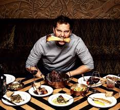 Juan Arbelaez La Folle Aventure D Un Chef Cuisinier Colombien En France Il A Ouvert La Semaine Derniere Son 6 Chef Cuisinier Cuisinier Grand Chef Cuisinier
