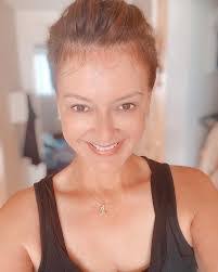 Shawn Stillwell's Instagram, Twitter & Facebook