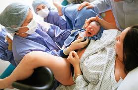 Parto vaginal después de una cesárea. Ses Mg Reforca Beneficios Do Parto Normal