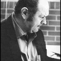 Leslie Sennett's Instagram, Twitter & Facebook