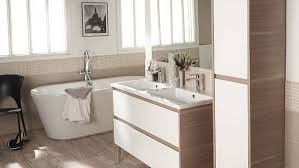 Colonnes, meubles sous vasque, vasques en pierre, miroirs et autres accessoires, nos modèles vous. Salle De Bain Zen 38 Idees Decos Natures Et Chaleuseuses Ctendance Fr