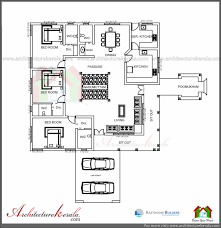 Traditional House Plan With Nadumuttam And Poomukham Kerala Traditional House Courtyard House Plans Traditional House Plan