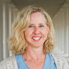 Lauren Konopka's Instagram, Twitter & Facebook