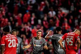 As águias have dominated the proceedings in these encounters, having won 54 times. Braga Blow Title Race Wide Open Versus Benfica Prior To Porto Success In Guimaraes