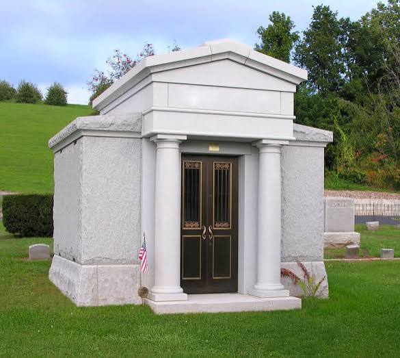 The Pros and Cons of Mausoleums - Mausoleums.com