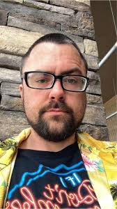 EDIT: Thank you for all the recommendations!! 🙃🤩🙃 I'm looking for a  decorator +! I have a bedroom that needs stripping and redecorating pretty  urgently