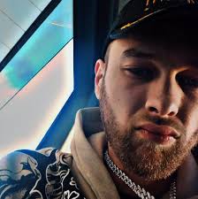 do u guys think $b might come to the uk/ England next year ? I'm praying  they do